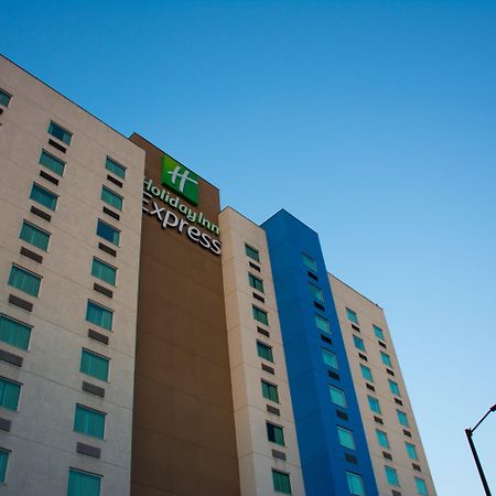 Holiday Inn Express Saltillo Zona Aeropuerto By Ihg Kültér fotó
