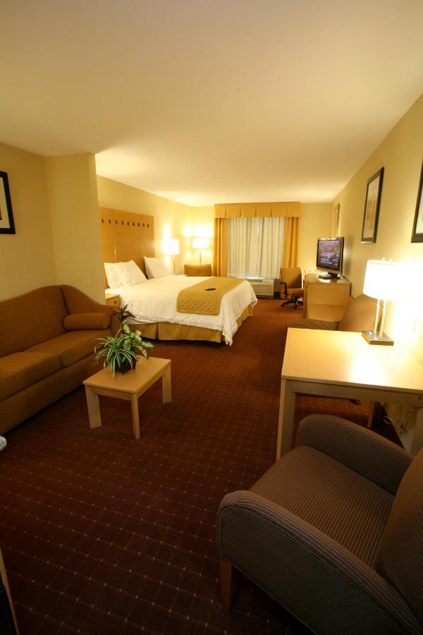 Holiday Inn Express Saltillo Zona Aeropuerto By Ihg Kültér fotó