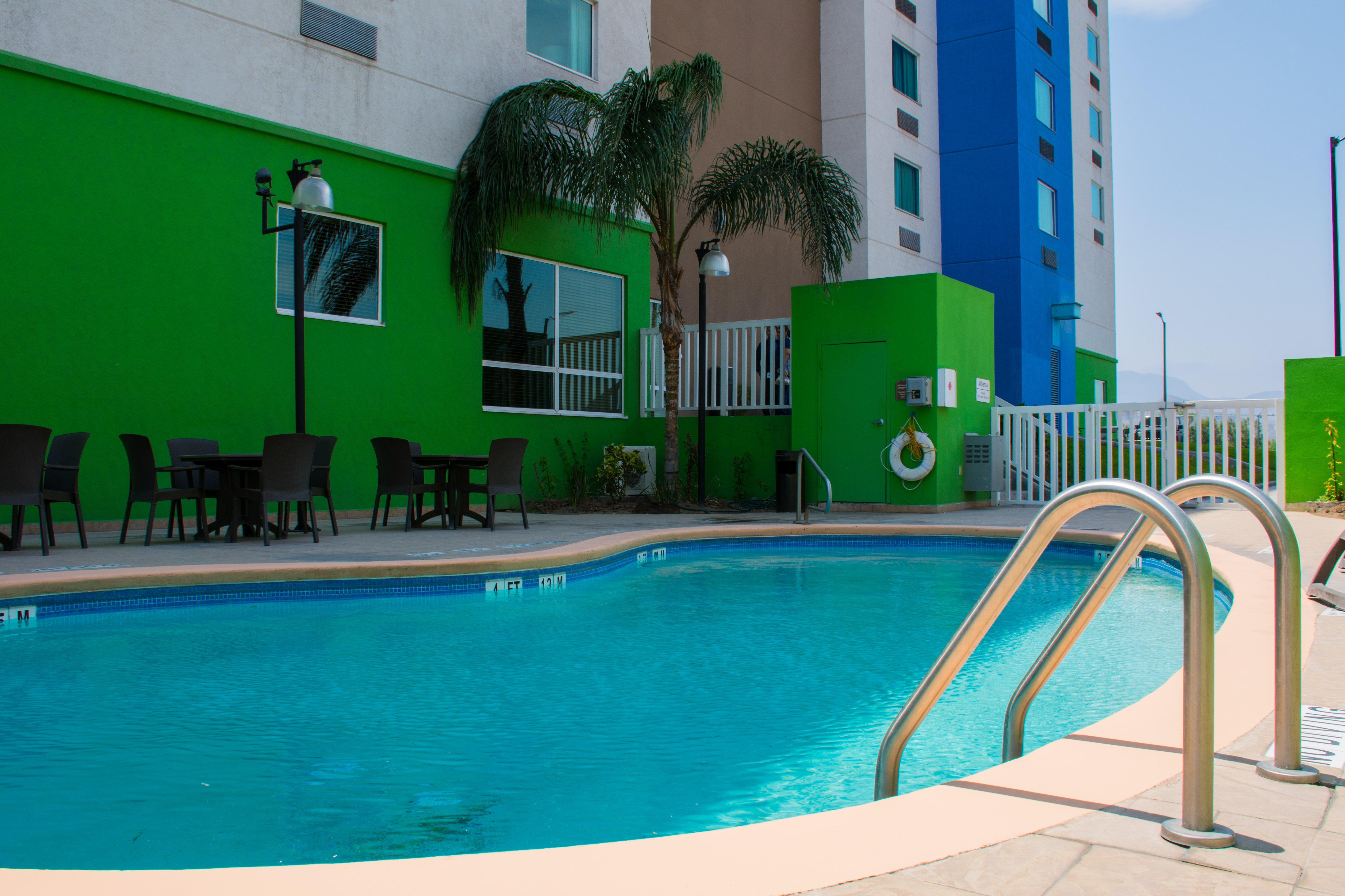 Holiday Inn Express Saltillo Zona Aeropuerto By Ihg Kültér fotó