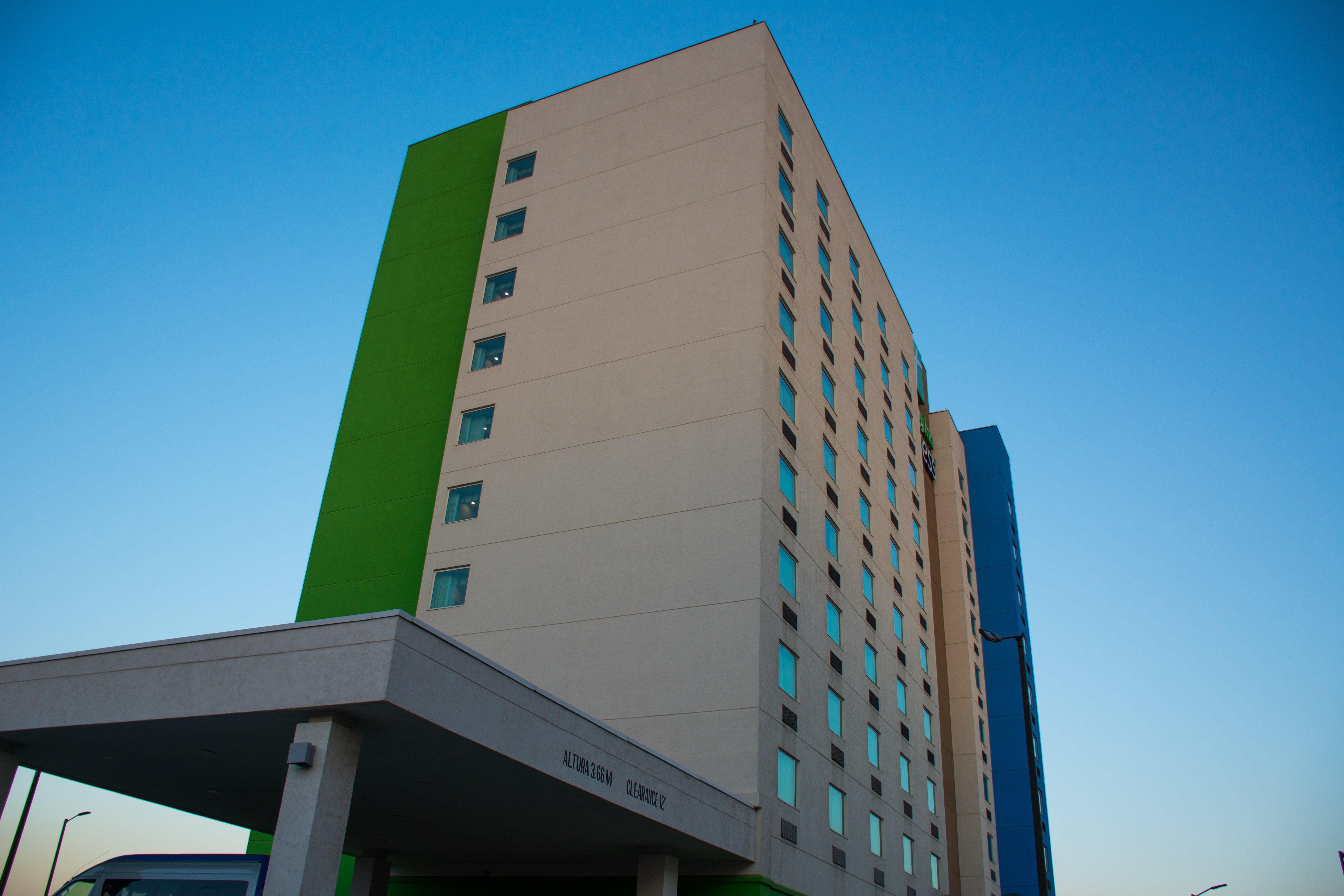 Holiday Inn Express Saltillo Zona Aeropuerto By Ihg Kültér fotó