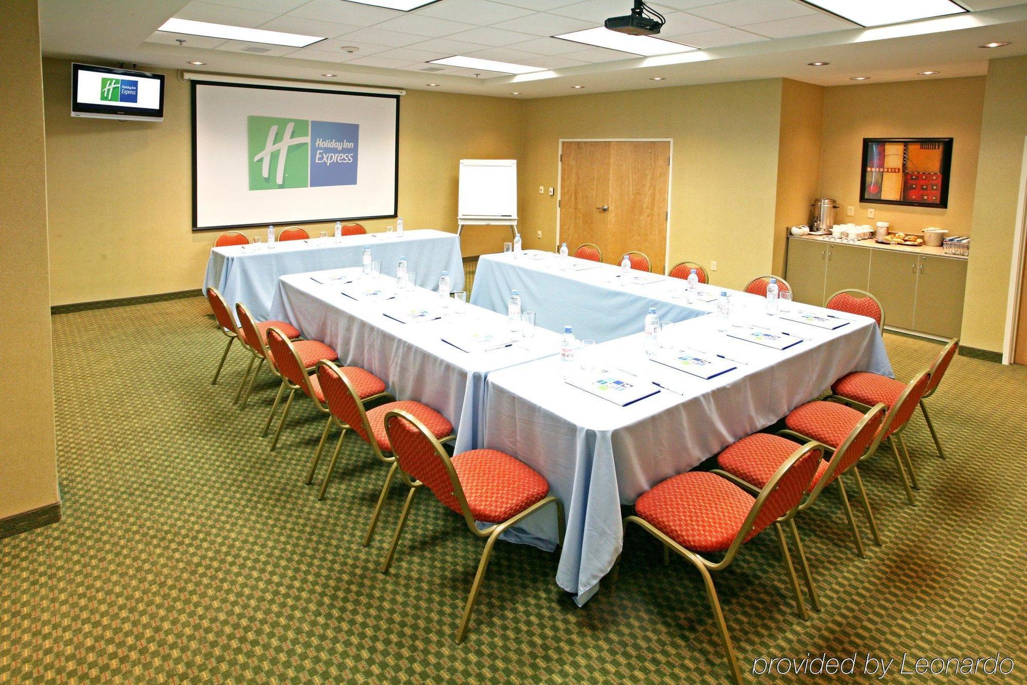 Holiday Inn Express Saltillo Zona Aeropuerto By Ihg Kültér fotó