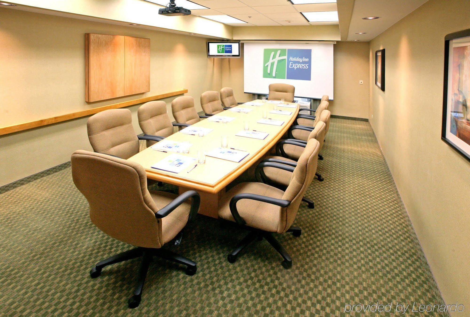 Holiday Inn Express Saltillo Zona Aeropuerto By Ihg Kültér fotó