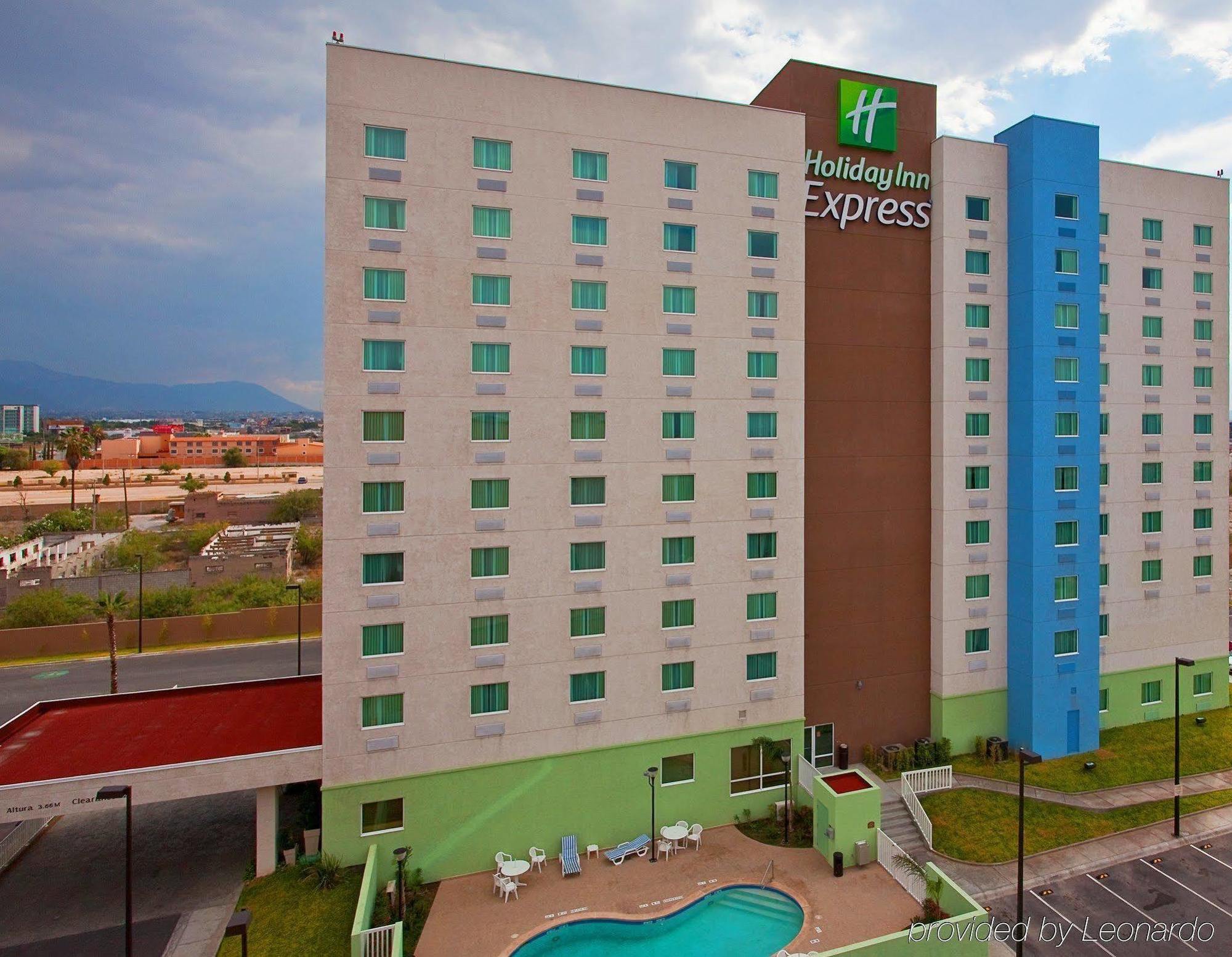 Holiday Inn Express Saltillo Zona Aeropuerto By Ihg Kültér fotó